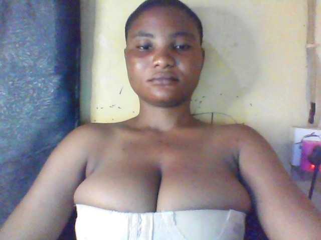 Fuckmypussyx live cam on BongaCams