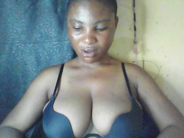 Fuckmypussyx live cam on BongaCams