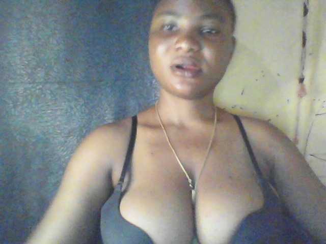 Fuckmypussyx live cam on BongaCams