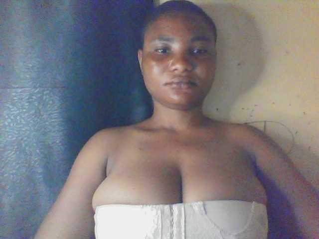 Fuckmypussyx live cam on BongaCams