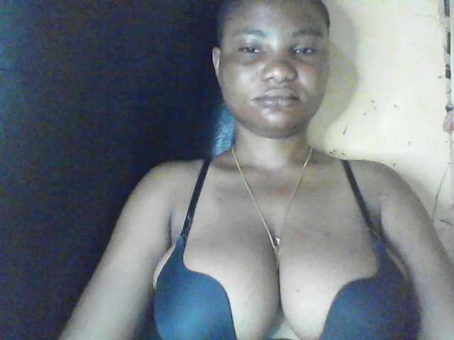 Fuckmypussyx live cam on BongaCams