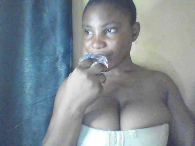 Fuckmypussyx live cam on BongaCams