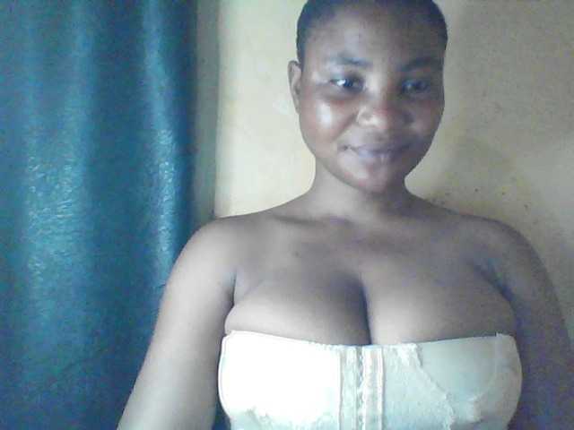 Fuckmypussyx live cam on BongaCams