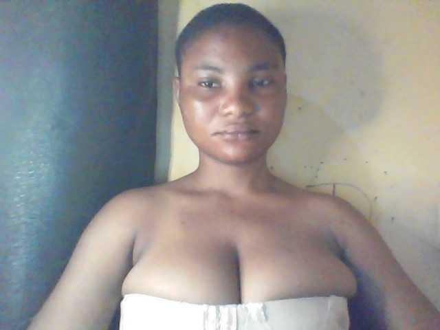 Fuckmypussyx live cam on BongaCams
