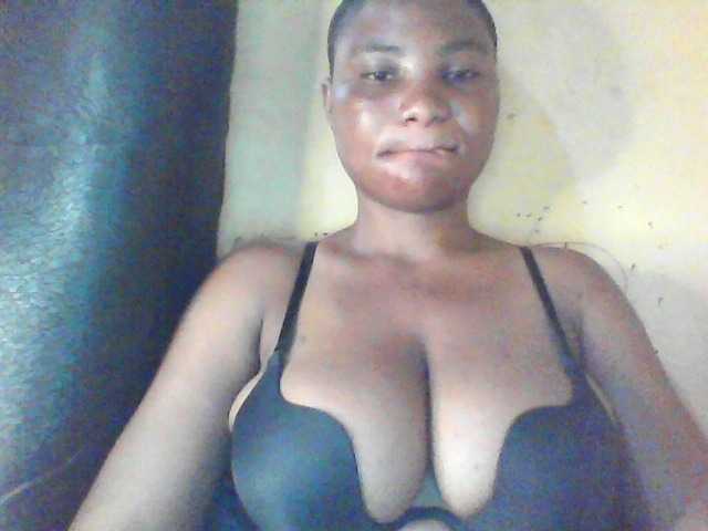 Fuckmypussyx live cam on BongaCams