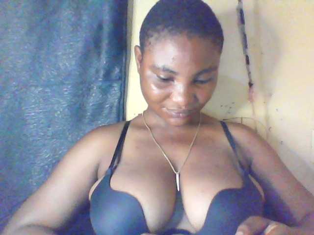 Fuckmypussyx live cam on BongaCams