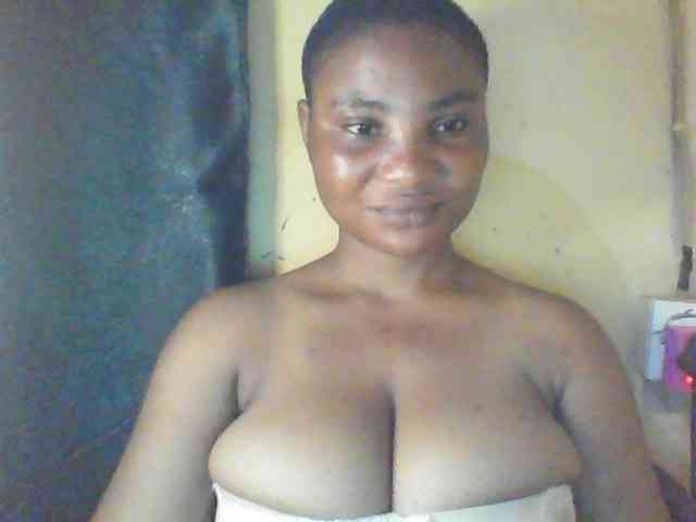 Fuckmypussyx webcam
