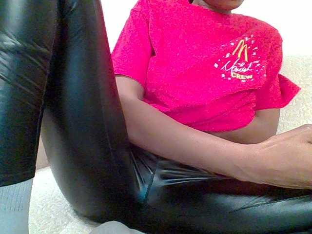 Petitebabe5 live webcam