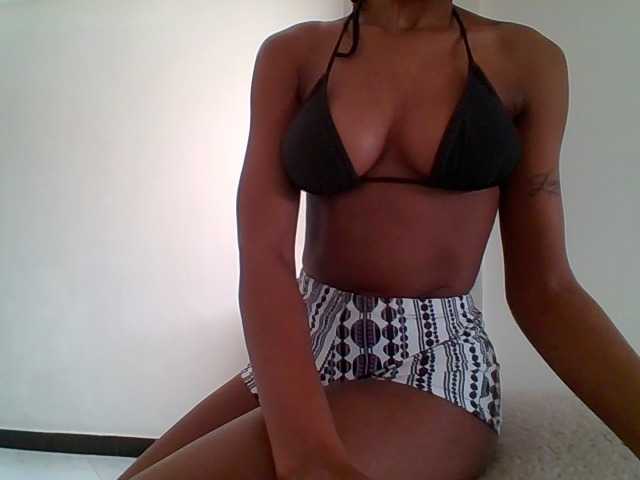 Petitebabe5 live cam on BongaCams