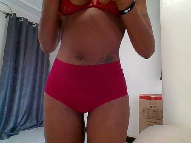 Petitebabe5 live cam on BongaCams
