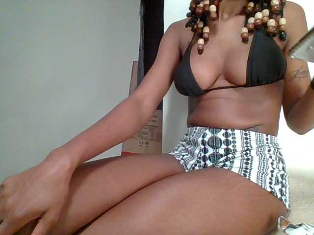 Petitebabe5 live cam preview