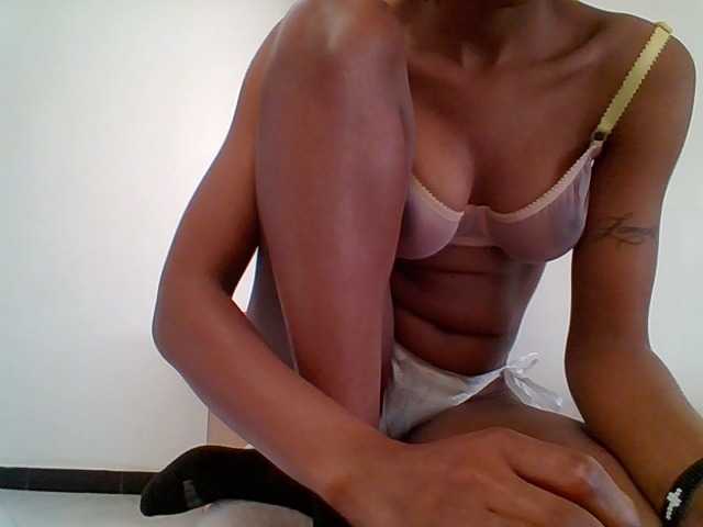 Petitebabe5 live cam on BongaCams