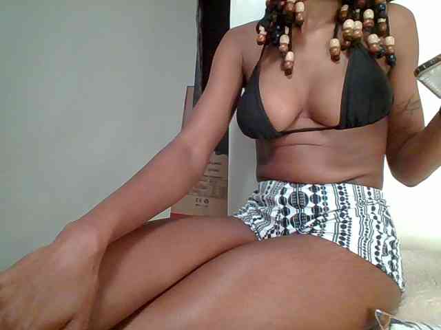 Model: Petitebabe5