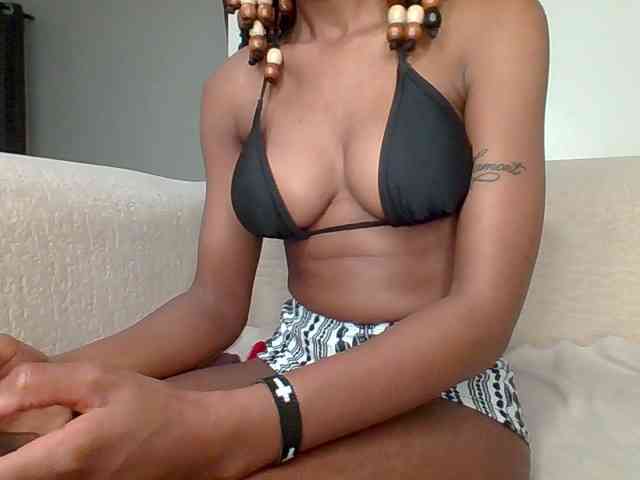 Model: Petitebabe5