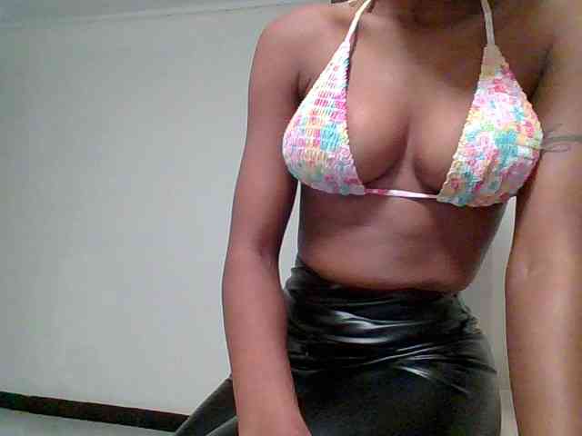 Modelo: Petitebabe5