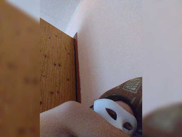 Elena13141516 live cam on BongaCams