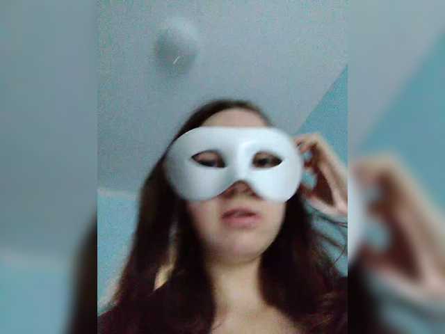 Elena13141516 live cam on BongaCams