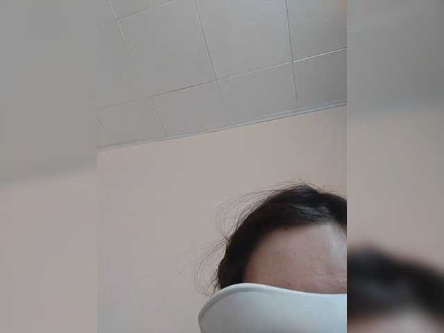 Elena13141516 live cam on BongaCams