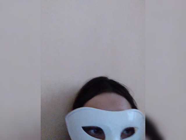 Elena13141516 live cam on BongaCams