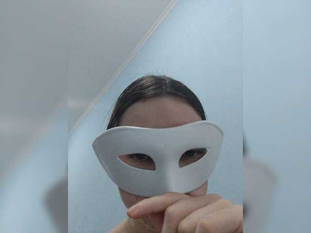 Elena13141516 live cam on BongaCams