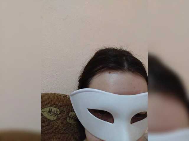 Elena13141516 live cam on BongaCams