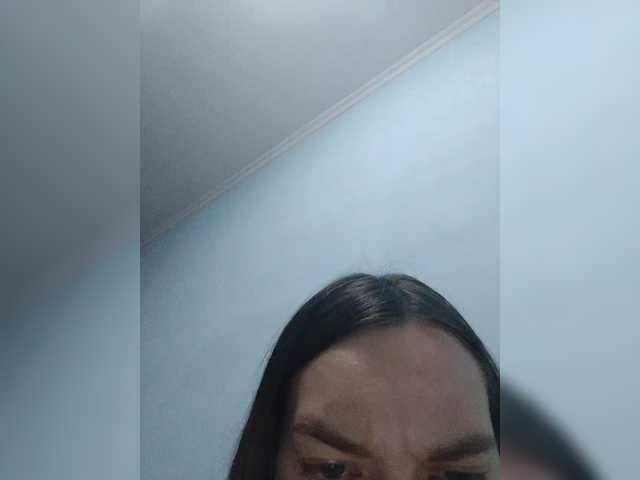 Elena13141516 live cam on BongaCams