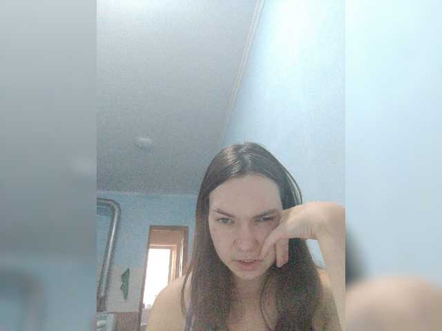 Elena13141516 live cam on BongaCams