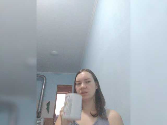 Elena13141516 live cam on BongaCams