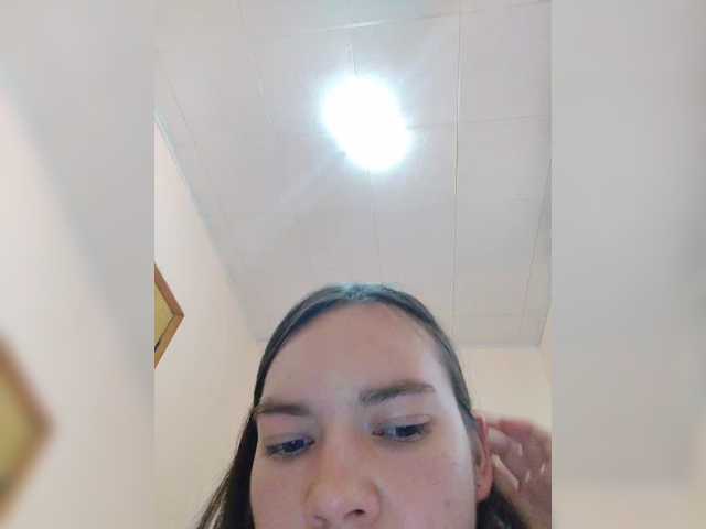 Elena13141516 live cam on BongaCams