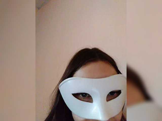 Elena13141516 live cam on BongaCams