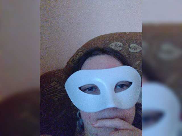 Elena13141516 live cam on BongaCams