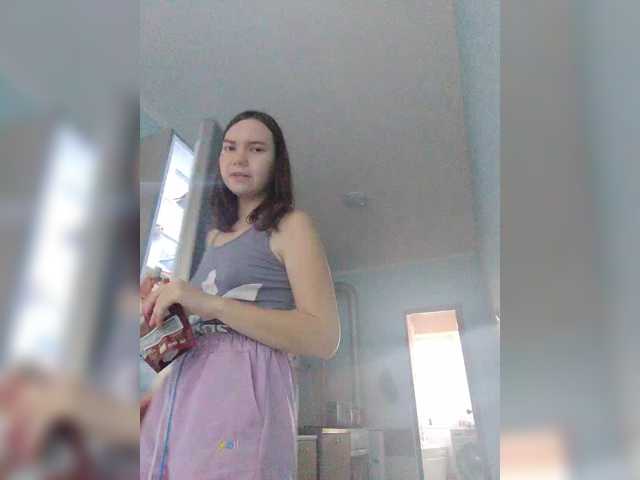 Elena13141516 live cam on BongaCams