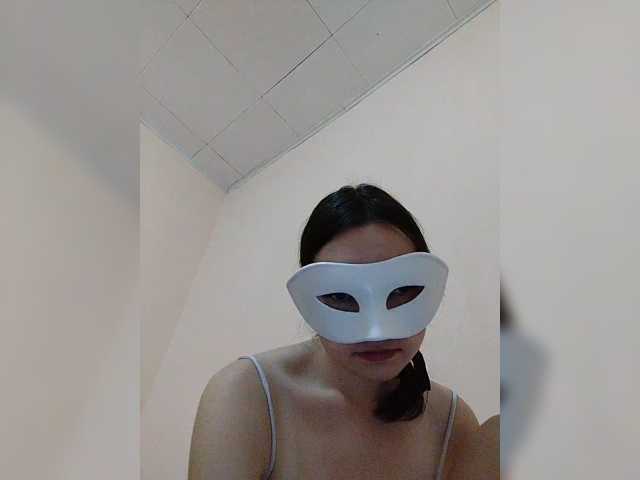Elena13141516 live cam on BongaCams