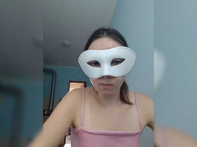 Elena13141516 live cam on BongaCams