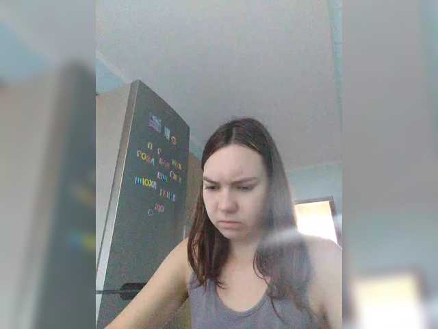 Elena13141516 live cam on BongaCams