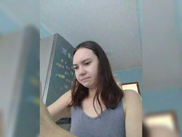 Elena13141516 live cam on BongaCams