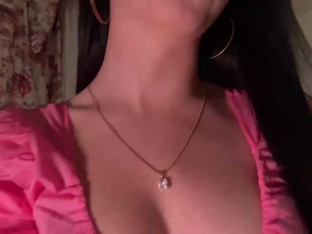 ZonaTarrants live cam on BongaCams