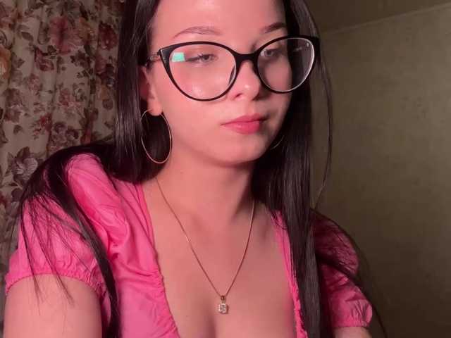ZonaTarrants live cam on BongaCams