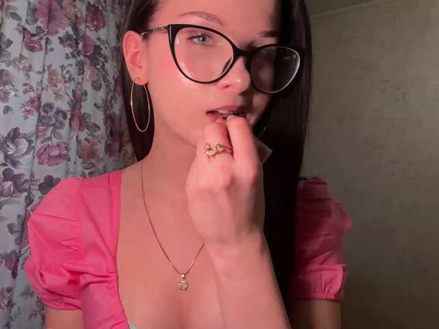 ZonaTarrants live cam on BongaCams