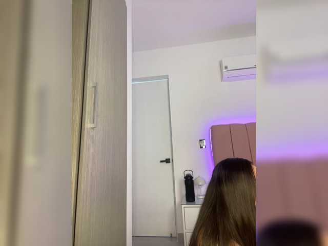isabella-69 live cam on BongaCams