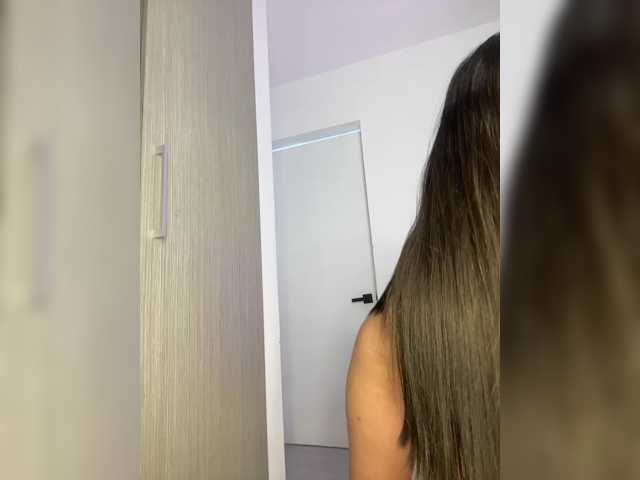 isabella-69 live cam on BongaCams