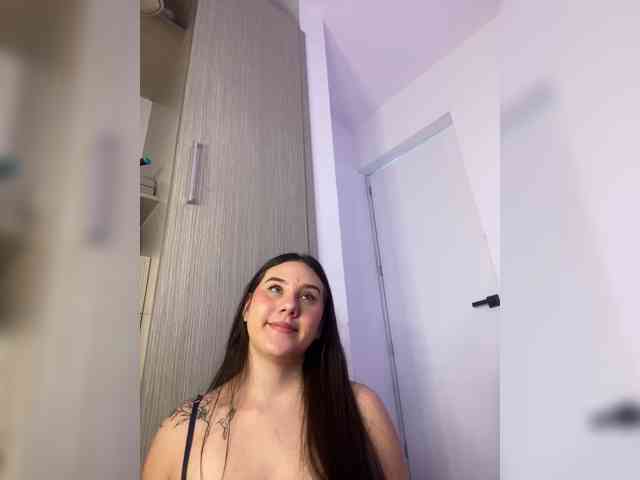 isabella-69 webcam