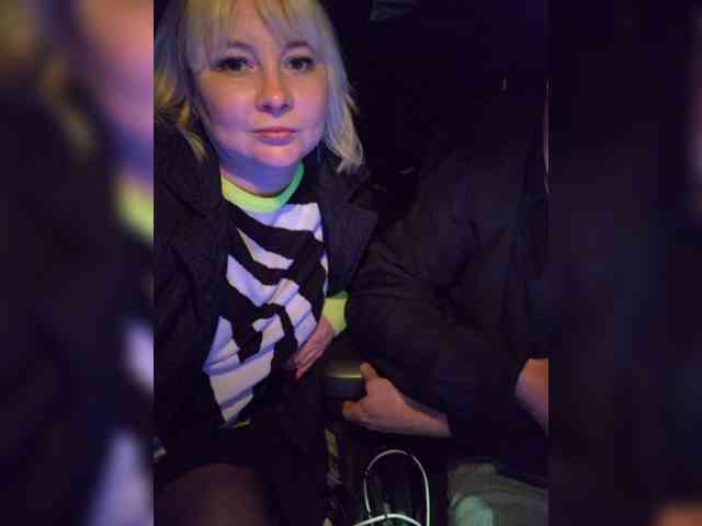 Mr-Maxim_and_Mrs-Kira