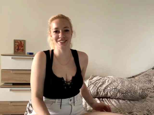 AmandaHolmes