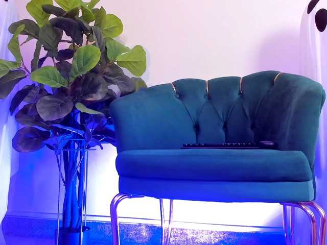 NaomiVelourX live cam on BongaCams