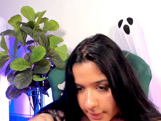 NaomiVelourX live cam on BongaCams