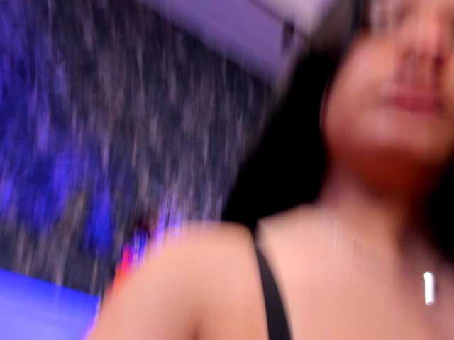 NaomiVelourX live cam on BongaCams