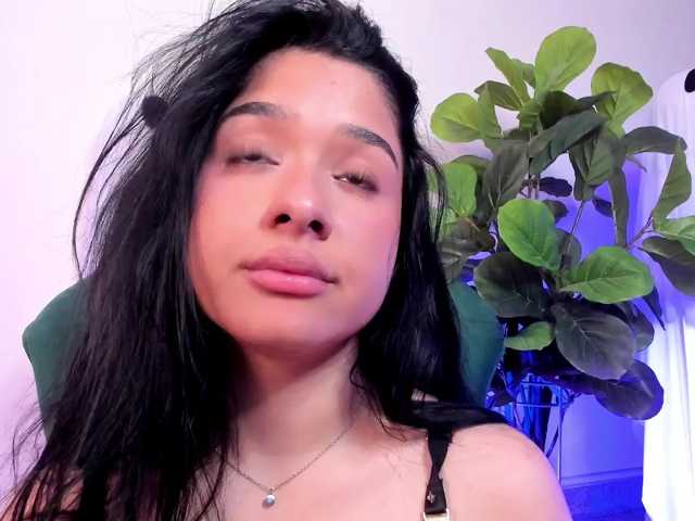 NaomiVelourX