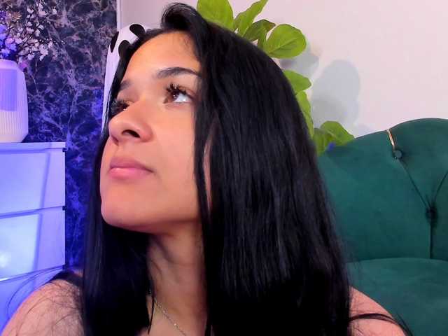 NaomiVelourX live cam on BongaCams