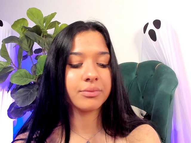 NaomiVelourX live cam on BongaCams